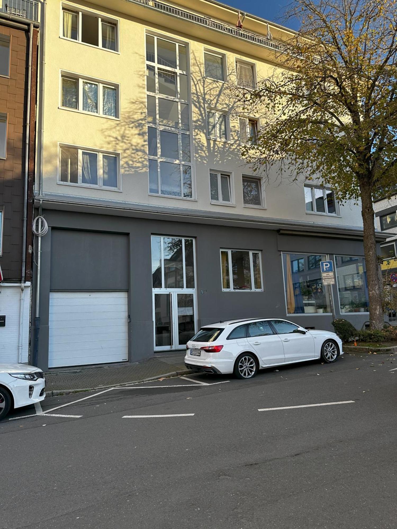 Rtr Essen - Fuer Bis Zu 8 Personen - Voll Ausgestattet - Zentral Limbecker Platz - Messe - Uniklinikum - Smart Tv - Modern Daire Dış mekan fotoğraf