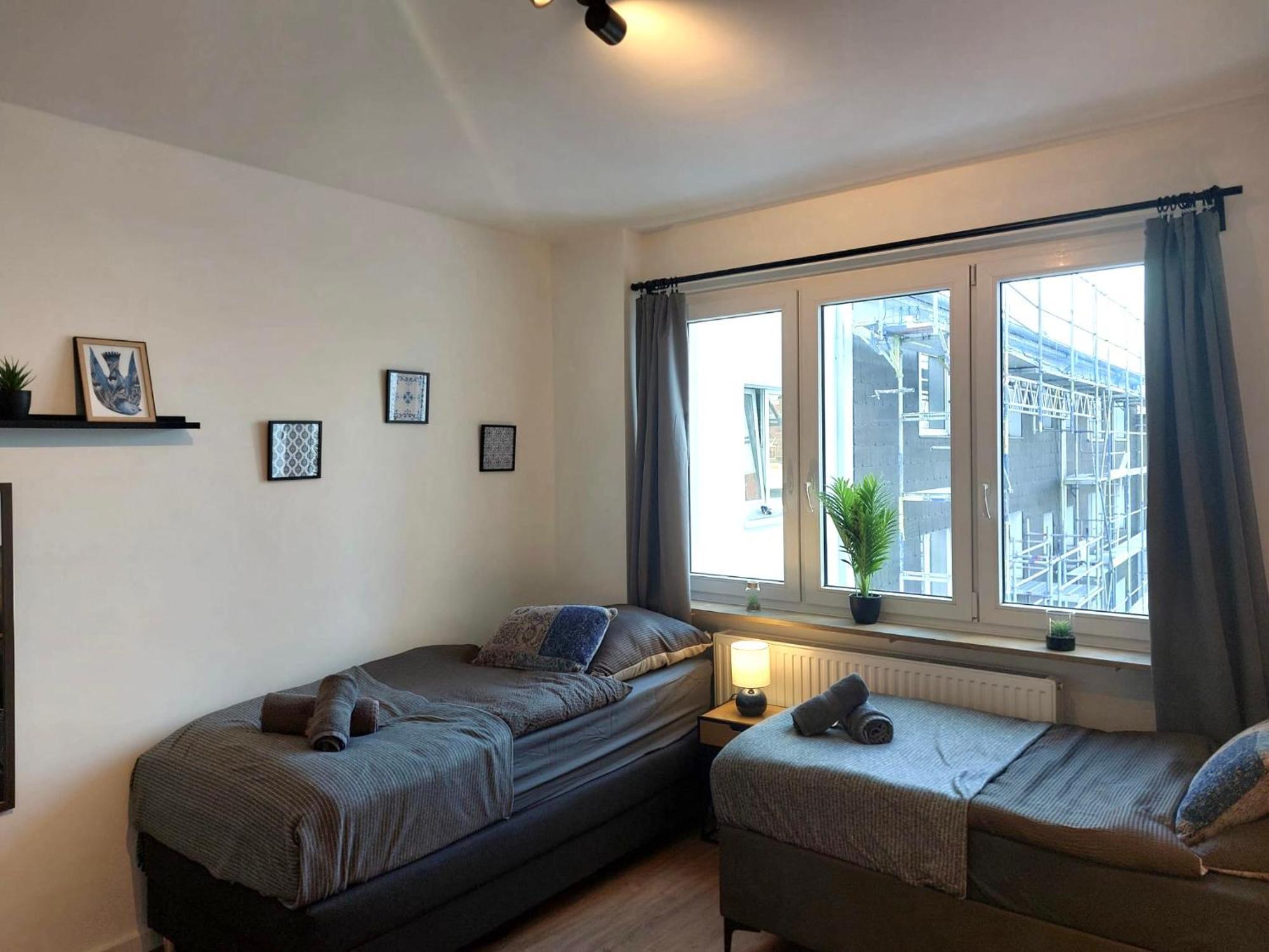 Rtr Essen - Fuer Bis Zu 8 Personen - Voll Ausgestattet - Zentral Limbecker Platz - Messe - Uniklinikum - Smart Tv - Modern Daire Dış mekan fotoğraf